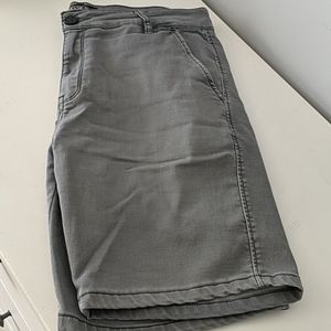 Ezekiel shorts